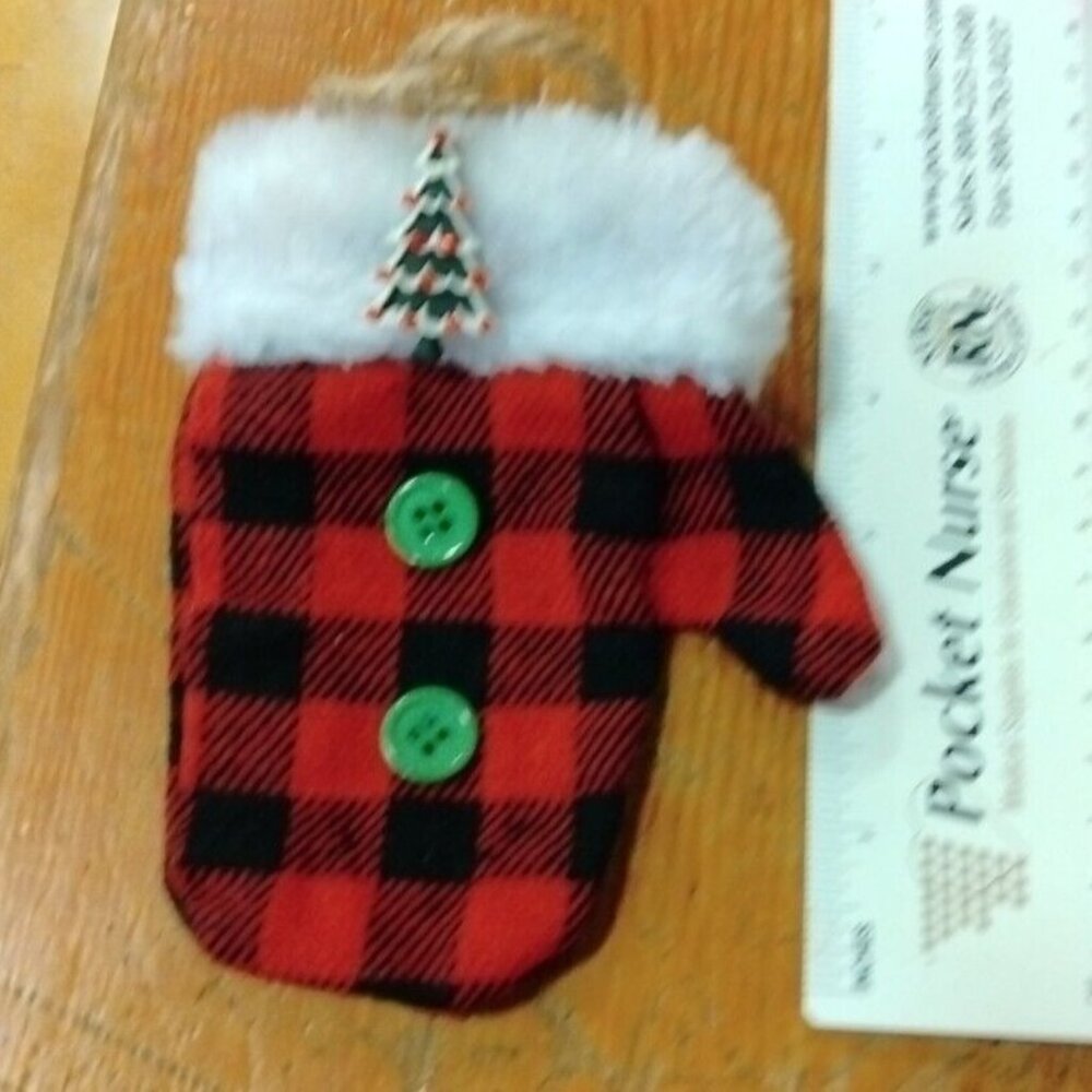 Gift Card Holder Ornament Buffalo Plaid Mitten Vintage Christmas Tree Pin